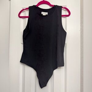 House of Harlow Black crewneck Sleeveless Bodysuit size large great condition!